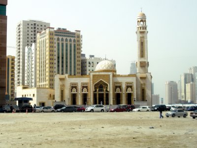 Al Khan Mosque 1.jpg