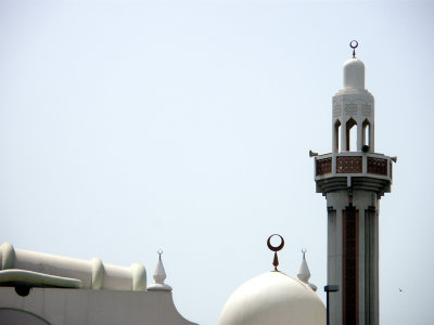 Rashid bin Saeed Al Maktoum Street mosque