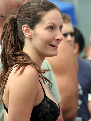 divert06candid.jpg