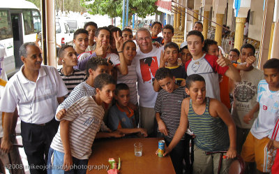 108Tony hams it up with a youth soccer team.jpg