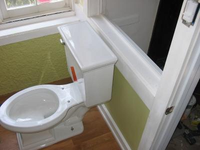 Toilet02.jpg