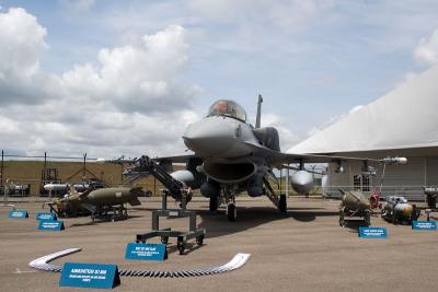 Static plane display, Asian Aerospace 2006, Singapore