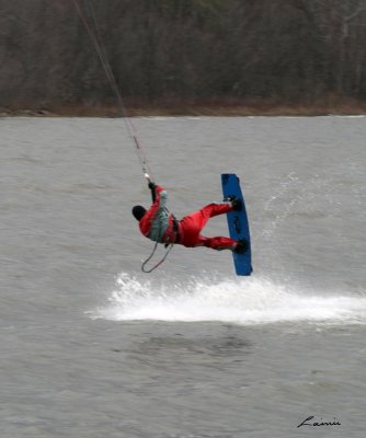 Kitesurfing