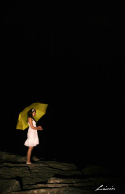 yellow umbrella 4616 light painting 