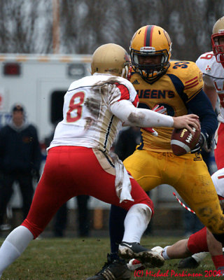 Queen's Vs Laval The Mitchell Bowl 11-21-09