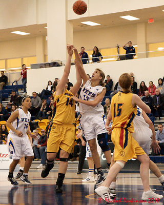 Queen's Vs Laurentian 04082 copy.jpg