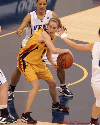 Queen's Vs Laurentian 04158 copy.jpg