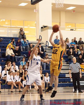 Queen's Vs Laurentian 04392 copy.jpg