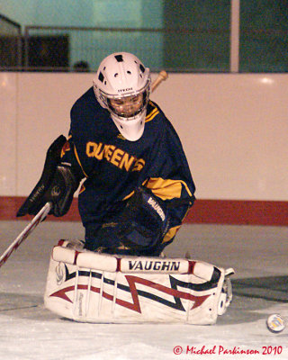 Q-WHockey 05912 copy.jpg