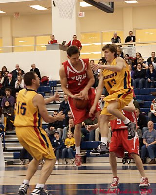 Queen's Vs York 05534_filtered copy.jpg