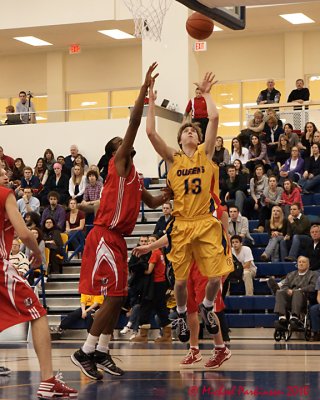 Queen's Vs York 05555_filtered copy.jpg