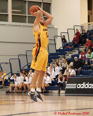Queen's Vs York 05581_filtered copy.jpg