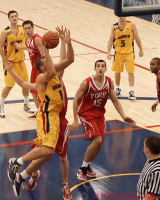 Queen's Vs York 05667_filtered copy.jpg