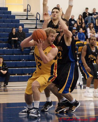 Queen's Vs Ryerson 00269 copy.jpg