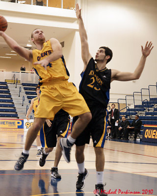 Queen's Vs Ryerson 00332 copy.jpg