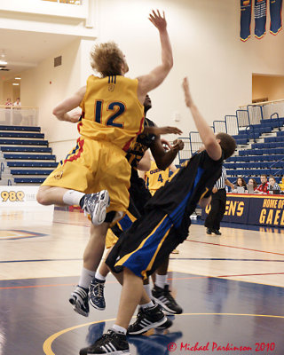 Queen's Vs Ryerson 00342 copy.jpg