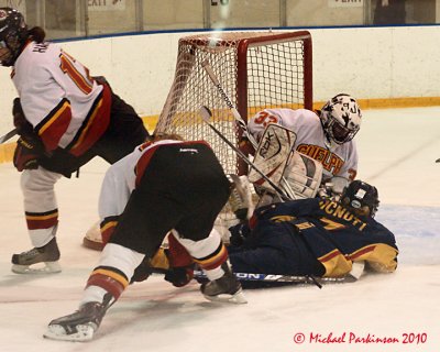 Queen's Vs Guelph 00597 copy.jpg