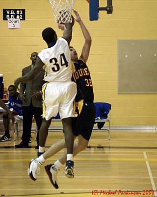 Queens Vs Laurentian 09684.JPG