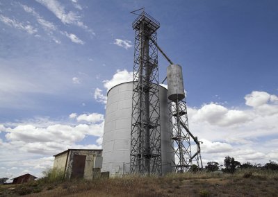 Old wheat silo.jpg