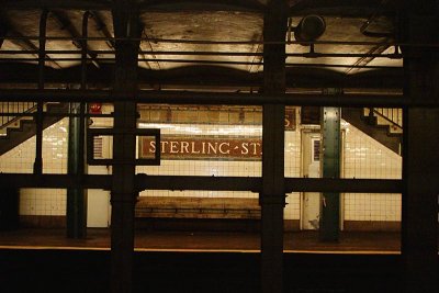 metro Sterling-street