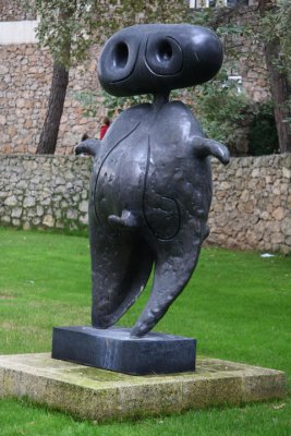 Joan Miró: Personnage