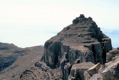 Jebel Qiwih summit, about 1800m