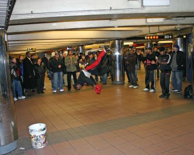 Subway Dancers