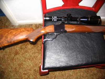 Dufuss gun and press 003.jpg