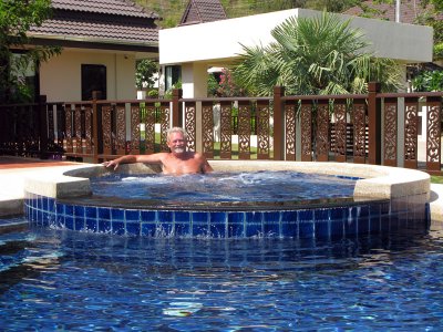 Gunnar in the Jacuzzi