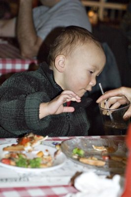 20091122 Dylan Thanksgiving 009.jpg