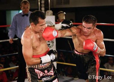 Boxing - Bryant (Aust) vs Siththeppitak (Thai)
