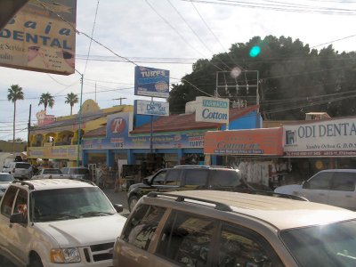 Many Pharmacies, Dental and Eye Doctors Los Algodones Mexico tw.jpg