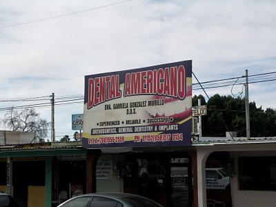 One of over 300 Dentist in Los Algodones Mexico tw.jpg