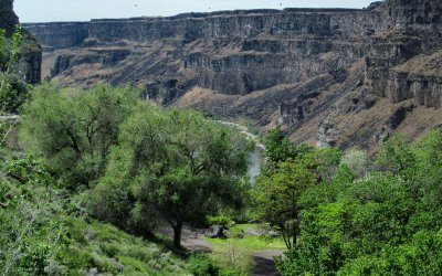 Snake River at Twin Falls Id. pw c.jpg