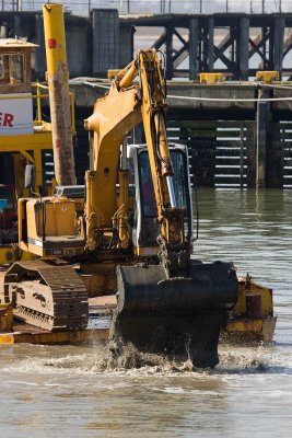 0005_Dredging_.jpg