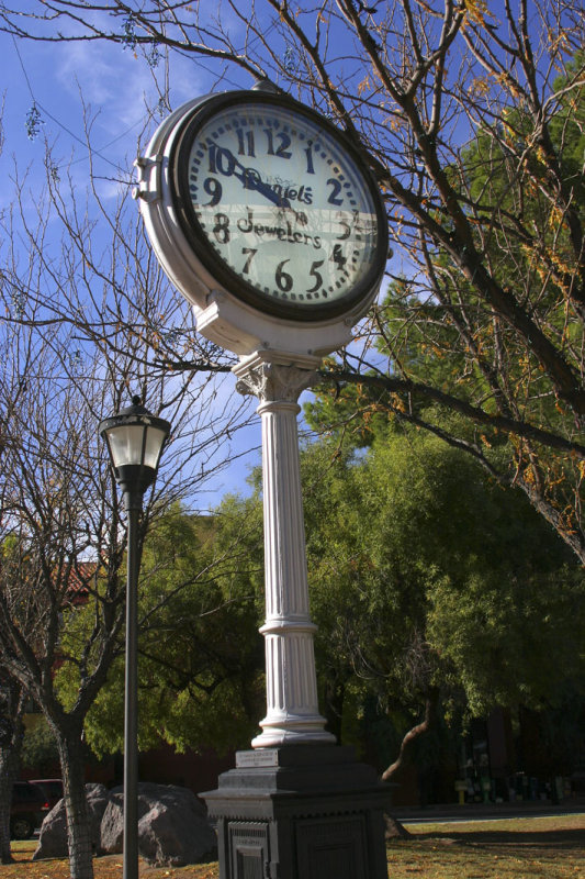 Daniels Clock