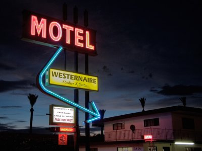 Westernaire Suites Motel 1