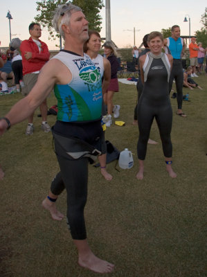 Mike stretches before attacking the course