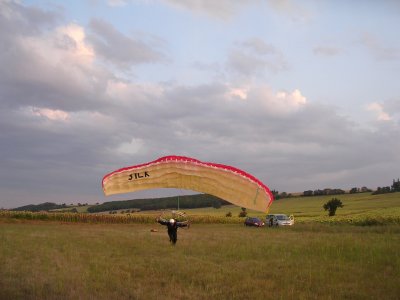 (Petit) vol inaugural à Caragoudes-Merci Jean Pierre pour les photos