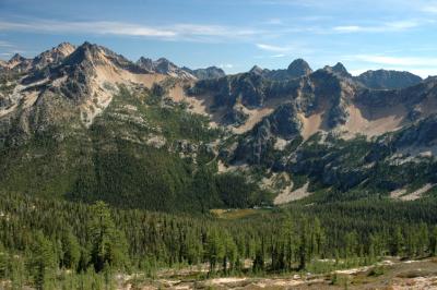 Cutthroat Lake and Peaks to SE