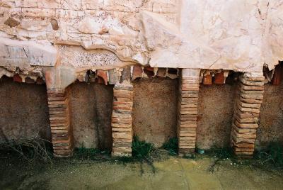 under the caldarium (pipes and brick work)