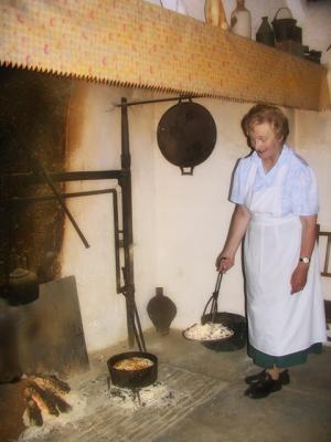 Cook at Bunratty Village
