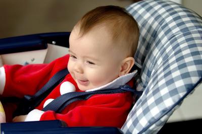 g3/14/481314/3/53994523.Highchair6.jpg