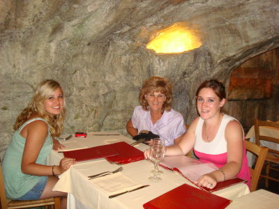 Grotto Restaurant - Roma