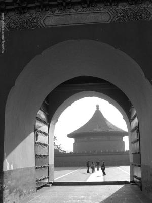 Temple of Heaven-bw
