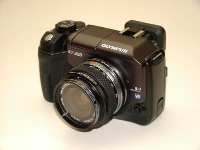 Olympus E-300 with OM 28mm f3.5 lens