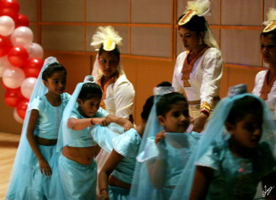 2008_07_01 Sri Lanka Canada Friendship Association Dancers