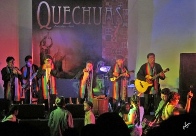 2010_02_12 Quechuas and Dancers