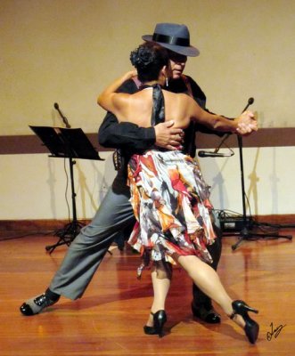 IMG_7016 Tango Dancers in Lima, April 7