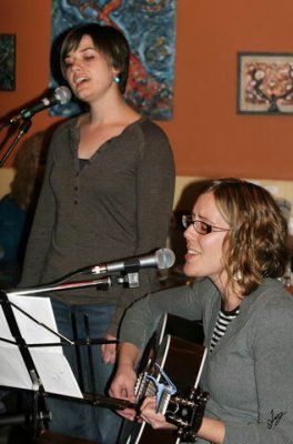 IMG_5397 Cora and Kirsted